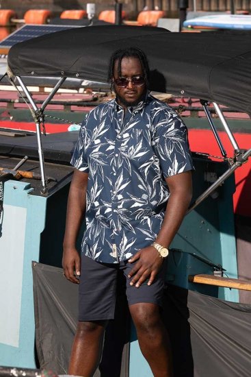 D555 FINLEY Hawaiian AO Print Shirt Navy - Särgid - Meeste suured särgid 2XL – 8XL