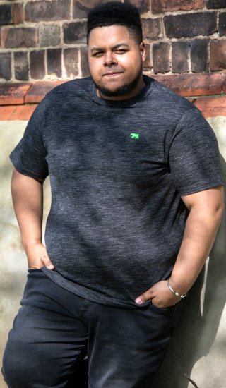D555 ORSTON Reno Fabric Crew Neck T-Shirt With Chest Embroidery Black Reno - T-särgid - Suured T-särgid 2XL – 14XL