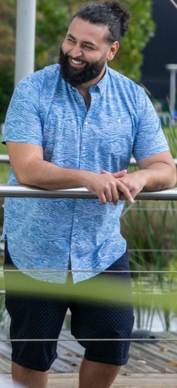D555 Torquay AOP Short Sleeve Button Down Collar Shirt Blue Wave - Särgid - Meeste suured särgid 2XL – 8XL