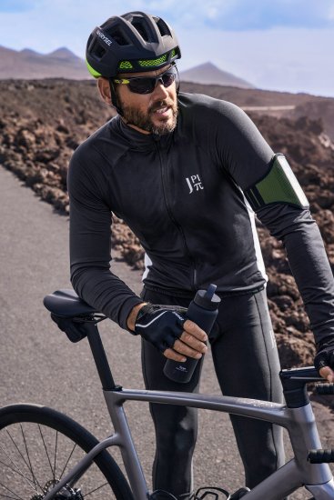 JP1880 Jay-Pi QuickDry Cycling Jacket Black - Spordiriided & outdoor - Suured suurused meeste spordiriided