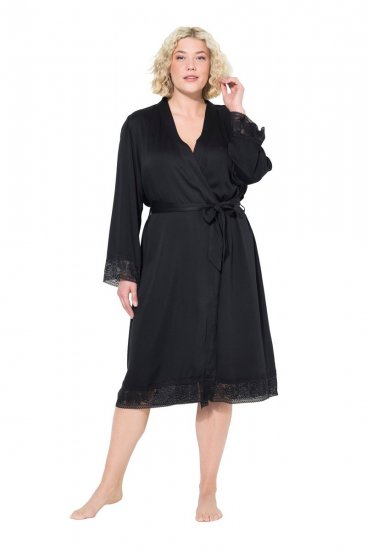 Ulla Popken 834837 Pitsiga kimono-hommikumantel Must - Hommikumantlid - 