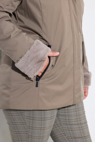 Ulla Popken 850509 Tehiskarvast jope Taupe - Joped - Suured naiste jakid