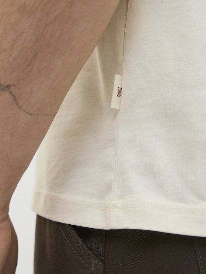  Jack & Jones Tavira Aop Pocket Crew Neck T-Shirt Antique White - T-särgid - Suured T-särgid 2XL – 14XL