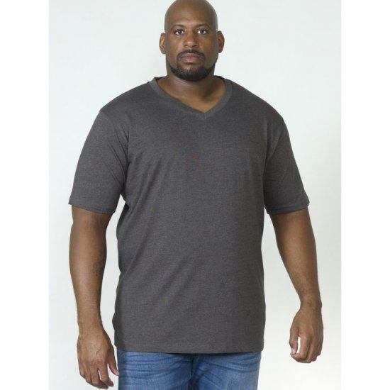 D555 Signature V-kaelusega T-särk Charcoal - T-särgid - Suured T-särgid 2XL – 14XL