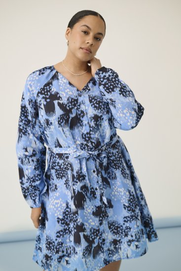 Kaffe Curve Aliana Dress Blue Flower Animal - Midikleidid - 