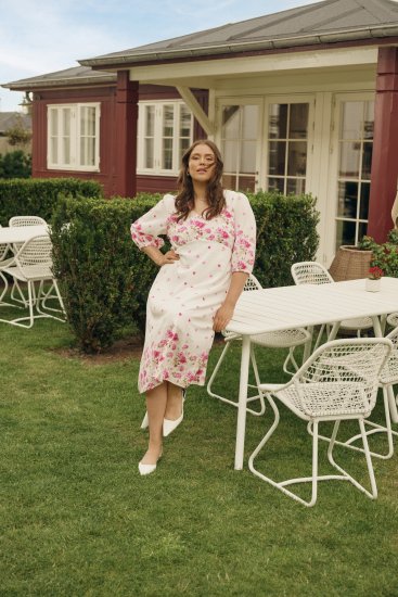 Kaffe Curve Rosa Midi Dress White Rose Border Flower - Kleidid - 