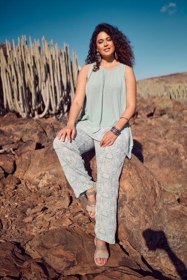 Ulla Popken Mosaic Print Elastic Waist Pants White - Teksad & Püksid Suuremates Suurustes – Plus Size - 