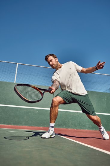 JP1880 QuickDry Stripes Tennis T-Shirt Off White - Spordiriided & outdoor - Suured suurused meeste spordiriided
