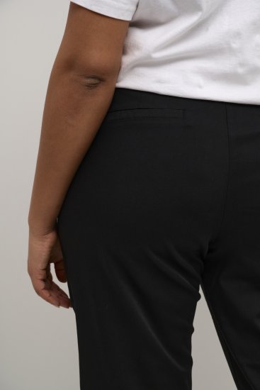 Kaffe Curve Leana Chino 7/8 Püksid Sügav Must - Teksad & Püksid Suuremates Suurustes – Plus Size - 