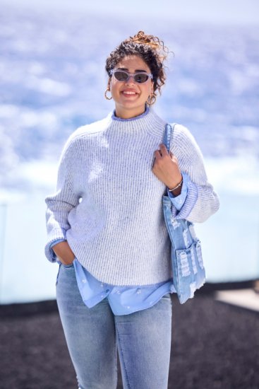 Ulla Popken Striped Wool Blend Turtleneck Sweater Sky Blue - Sviitrid ja dressipluusid - 