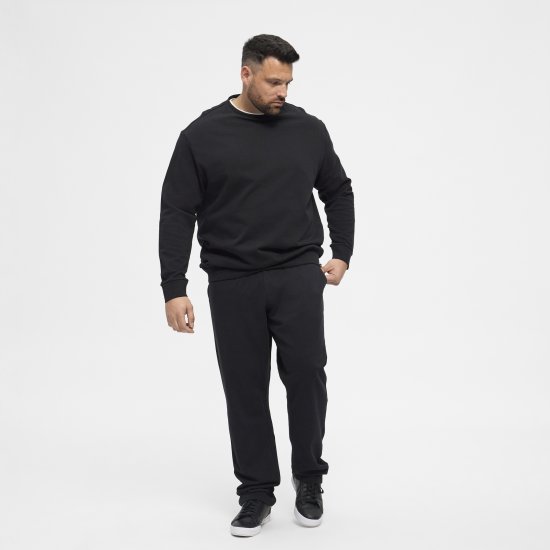 North Latitude Sweatpants Black - Dressipüksid ja -šortsid - Spordipüksid ja Lühikesed Spordipüksid