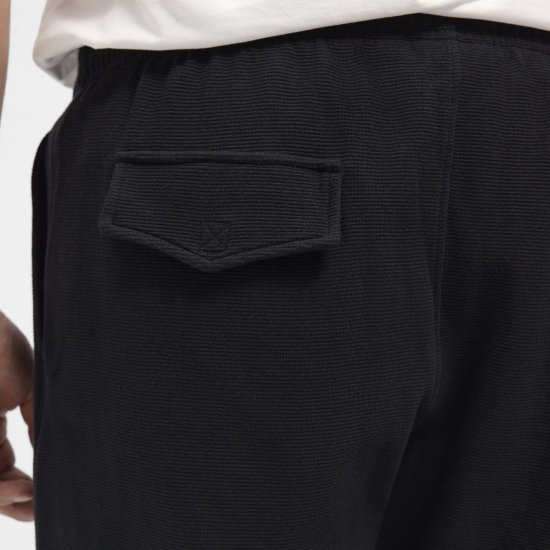 North Latitude Ottoman Sweatshorts Black - Dressipüksid ja -šortsid - Spordipüksid ja Lühikesed Spordipüksid